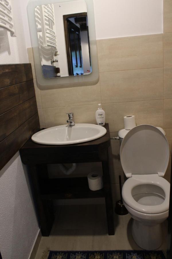 Casuta Din Valea Regilor Villa Gradistea de Munte Exterior foto